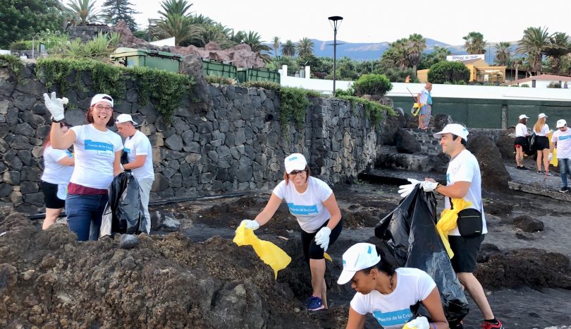 Tigaiga involved in Beach Clean Up Playa Jardín